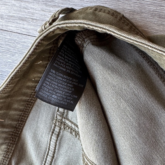 White House Black Market “Everyday Soft” Skinny Ankle Jeans – Size 8 - Picture 3 of 7